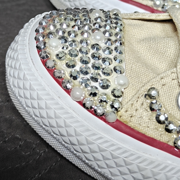 Converse All Star Chuck Taylor High Tops Rhinestone-Encrusted Size Women's 7.5 - Picture 4 of 11